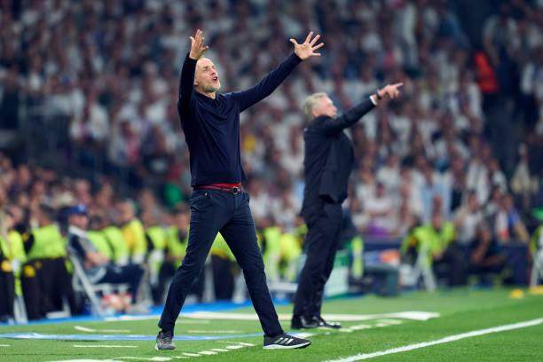 实时赛事资讯-【观察】拜仁堆后卫自寻死路，图赫尔用废多少好棋子