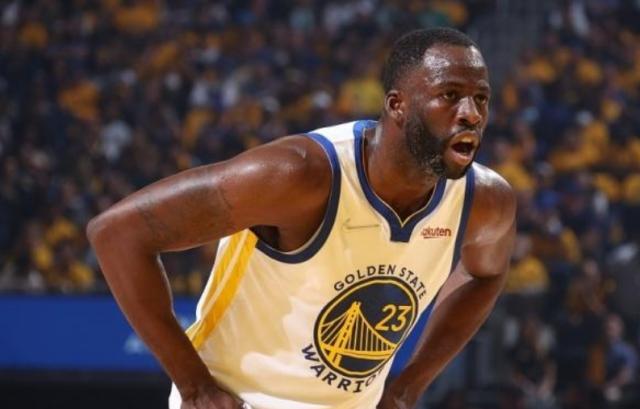 万搏体育官网投注-锁喉恶汉即将解禁复出 格林表示未来会继续做自己