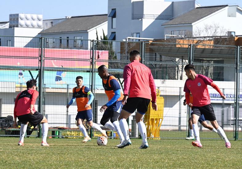 体育数据分析-3-2 2-1！玉昆击败功夫，英博击败亚泰两连胜 刘逸进球为留队加分